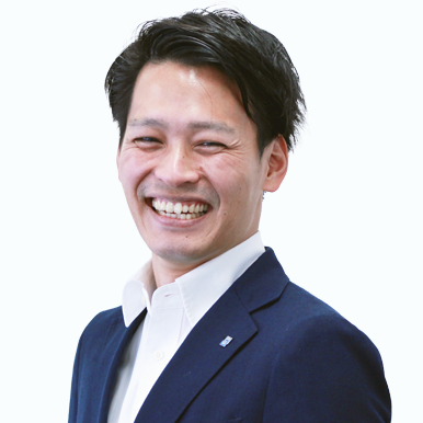 マーケティングDX事業部 マネージャー 藤岡 亮太